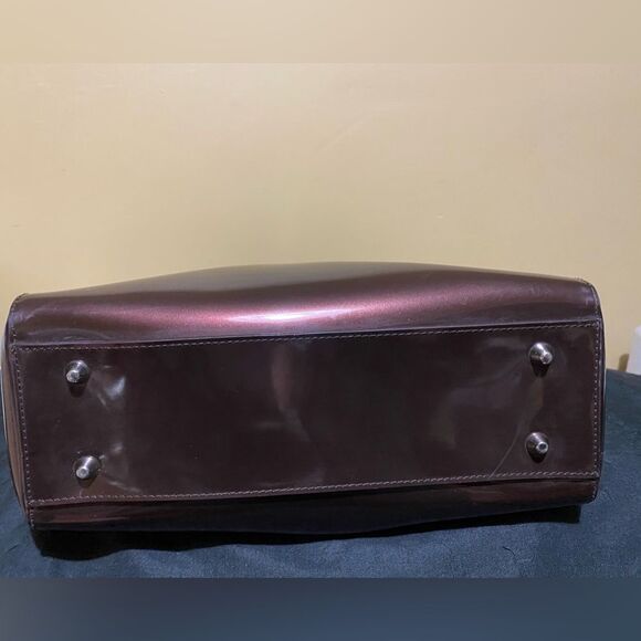 BEIJO LUXO SHOULDER BUCKET BAG DRAWSTRING PURSE PATENT LEATHER BROWN 10 X 12 - Picture 3 of 4